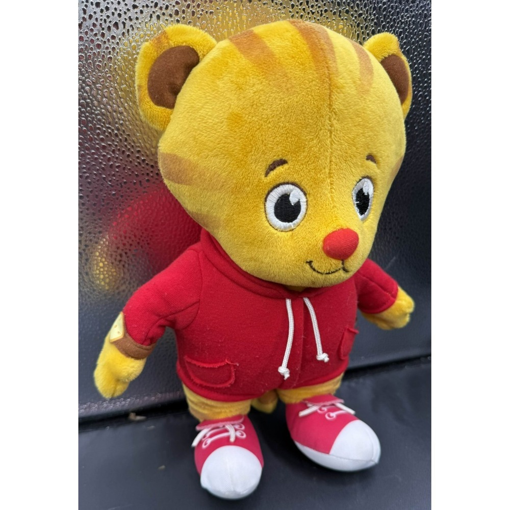 Daniel Tiger Talking Plush Stuffed Animal‎ PBS Kids Works Watch Red Sneakers